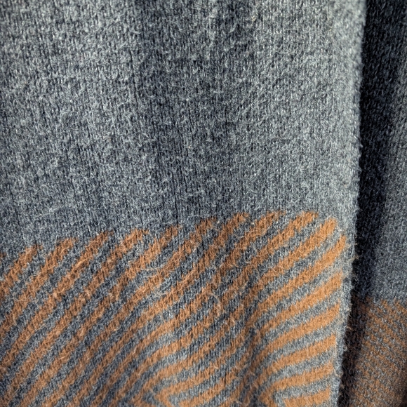 Studio B by Bobeau Long Open Front Cardigan Sweater Gray Brown Chevron – L - Picture 5 of 5